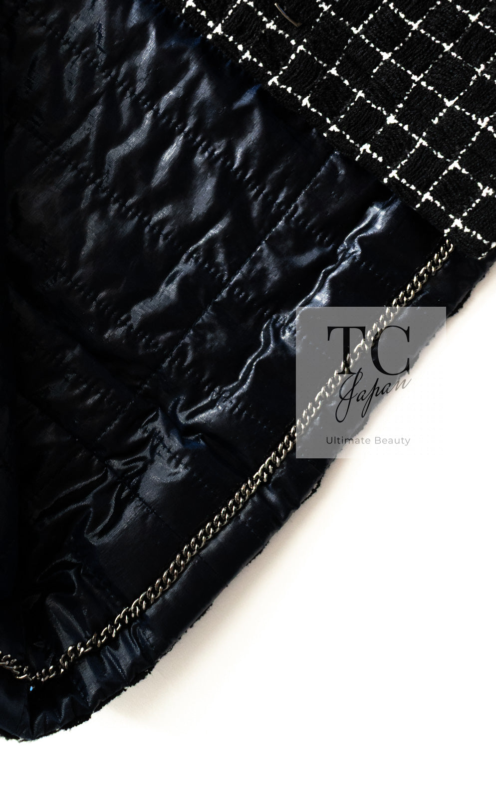 CHANEL 16S Black Check CC Lion Jacket Skirt Suit 36 シャネル ブラック チェック CC ライオン装飾 ジャケット スカート スーツ 即発