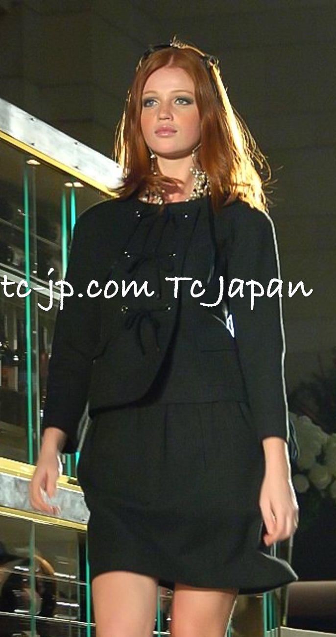 CHANEL 07C Black Round Neck Jacket 38 40 訳あり シャネル ブラック・胸紐・ツイード・ジャケット 即発 - TC JAPAN