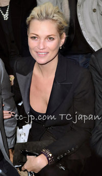 CHANEL 09C Black Wool Silk Collar Jacket Heart CC Button 34 シャネル ブラック CC ハート ボタン ウール シルク襟 ジャケット 即発