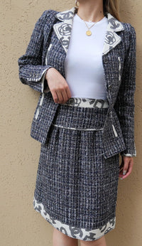 CHANEL 06S Gray Beige CC Logo Tweed Jacket Skirt Suit 34 36 38 シャネル CCロゴ グレー ベージュ ツイード ジャケット スカート スーツ 即発