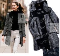 CHANEL 11A Black Gray Wool Hooded Duffle Tweed Coat 36 38 シャネル ブラック グレー ウール ダッフル フード ツイード コート 即発