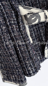 CHANEL 06S Gray Beige CC Logo Tweed Jacket Skirt Suit 38 シャネル CCロゴ グレー ベージュ ツイード ジャケット スカート スーツ 即発