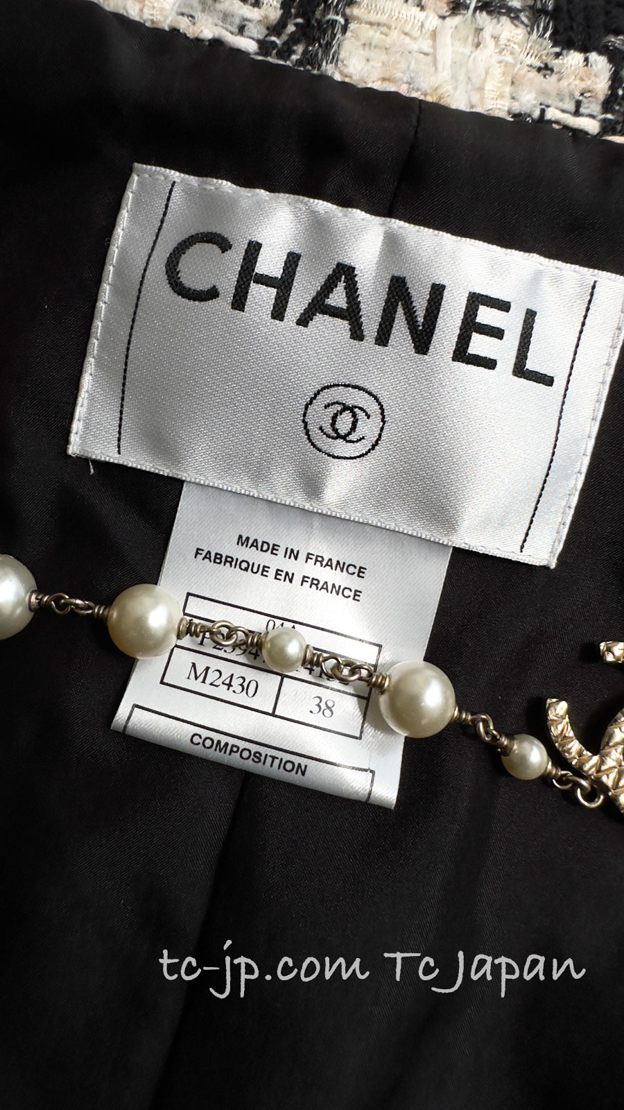 CHANEL 04PF Ivory Beige Bow Ribbon Jacket Skirt Suit 38 42 シャネル アイボリー ベージュ リボン ツイード ジャケット スカート スーツ 即発