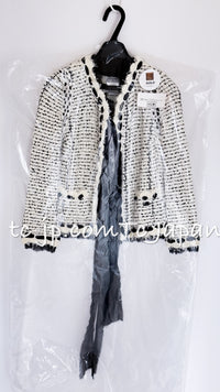 CHANEL 05S White Black Tweed Cardigan Jacket 34 36 シャネル ホワイト ブラック リボン ツイード カーディガン ジャケット 即発