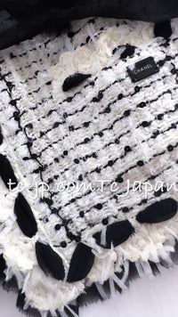 CHANEL 05S White Black Tweed Cardigan Jacket 34 36 シャネル ホワイト ブラック リボン ツイード カーディガン ジャケット 即発