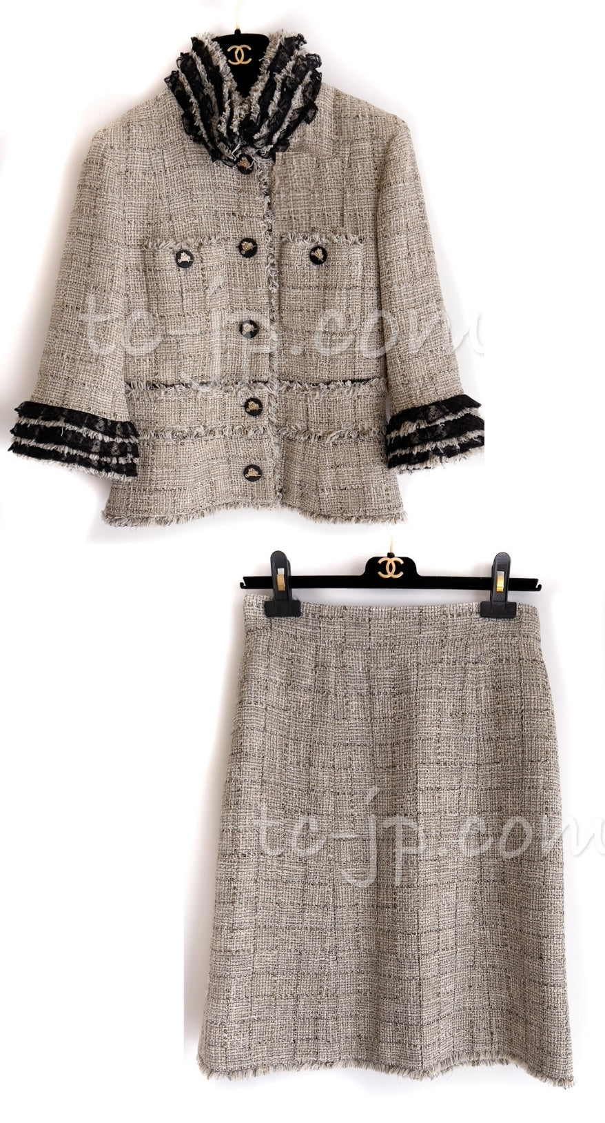 CHANEL 10S Beige Black Frilled Tweed Jacket Skirt Suit 34 36 シャネル ベージュ ブラック  フリル ツイード ジャケット スカート スーツ 即発