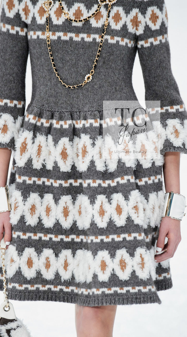 CHANEL 19A Charcoal Gray Wool Cashmere Knit Dress 38 シャネル チャコールグレー ウール カシミア ニット ワンピース 即発