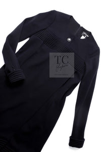 CHANEL 12A Navy Gripoix Button Wool Jersey Knit Dress 34 36 シャネル ネイビー グリポワ宝石 ボタン ウール ジャージ ニット ワンピース 即発 - TC JAPAN