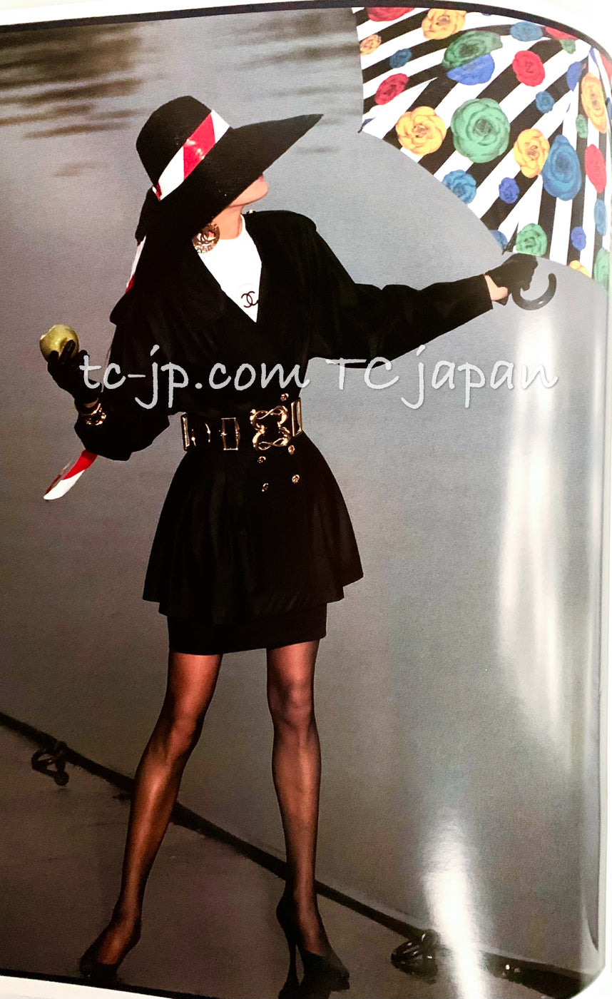 CHANEL 88S Vintage Black Bold Striped Camellia Print Cotton Runway Shirt Jacket 36 38 シャネル ヴィンテージ ブラック カラフル ストライプ カメリア コットン ランウェイ シャツ ジャケット 即発