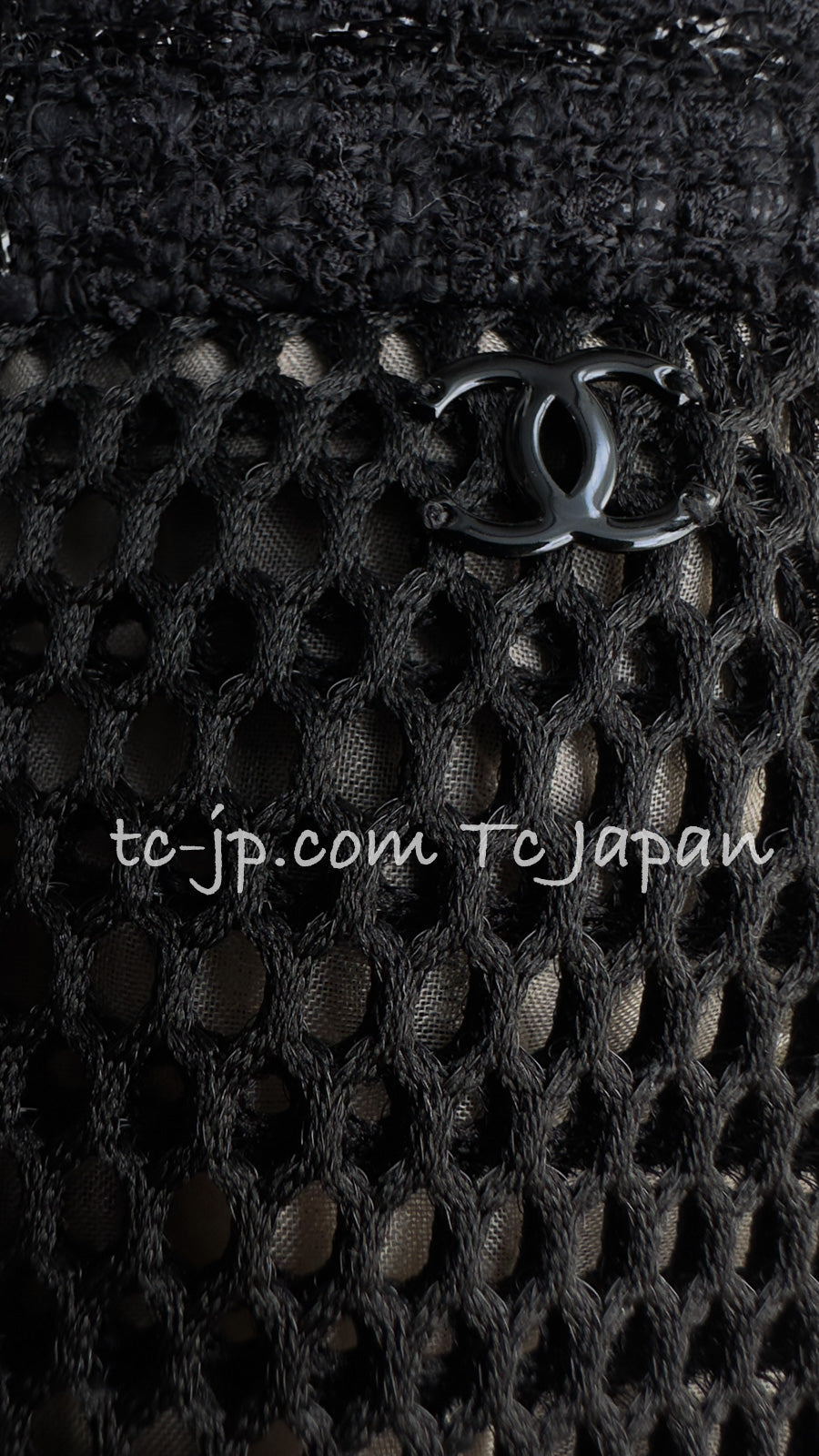 CHANEL 13S Black Stretchable Mesh Jacket With Pearl Button Skirt 40 44 シャネル ブラック ビッグ パール ボタン ストレッチ メッシュ スカート 即発