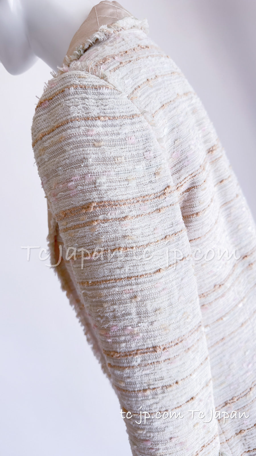 CHANEL 04S Ivory Beige Pink Coat Skirt Set 36 38 シャネル 生成り ベージュ ピンク コート スカート トップス セット 即発