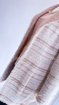 CHANEL 04S Ivory Beige Pink Coat Skirt Set 36 38 シャネル 生成り ベージュ ピンク コート スカート トップス セット 即発