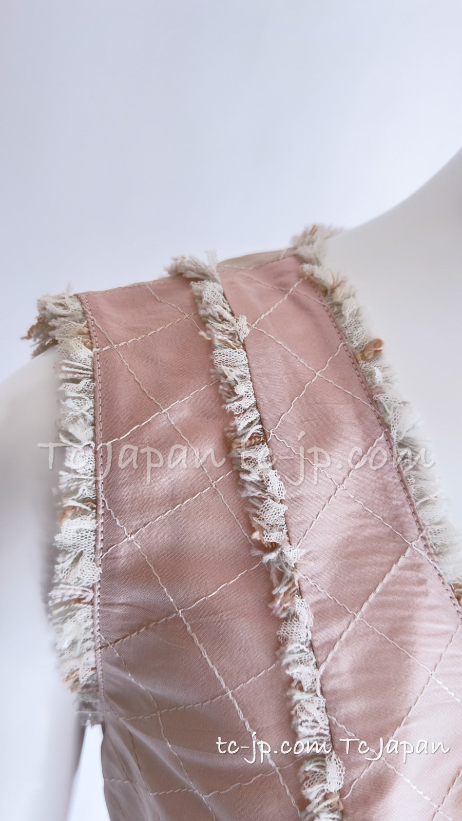 CHANEL 04S Ivory Beige Pink Coat Skirt Set 36 38 シャネル 生成り ベージュ ピンク コート スカート トップス セット 即発