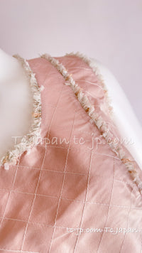 CHANEL 04S Ivory Beige Pink Coat Skirt Set 36 38 シャネル 生成り ベージュ ピンク コート スカート トップス セット 即発