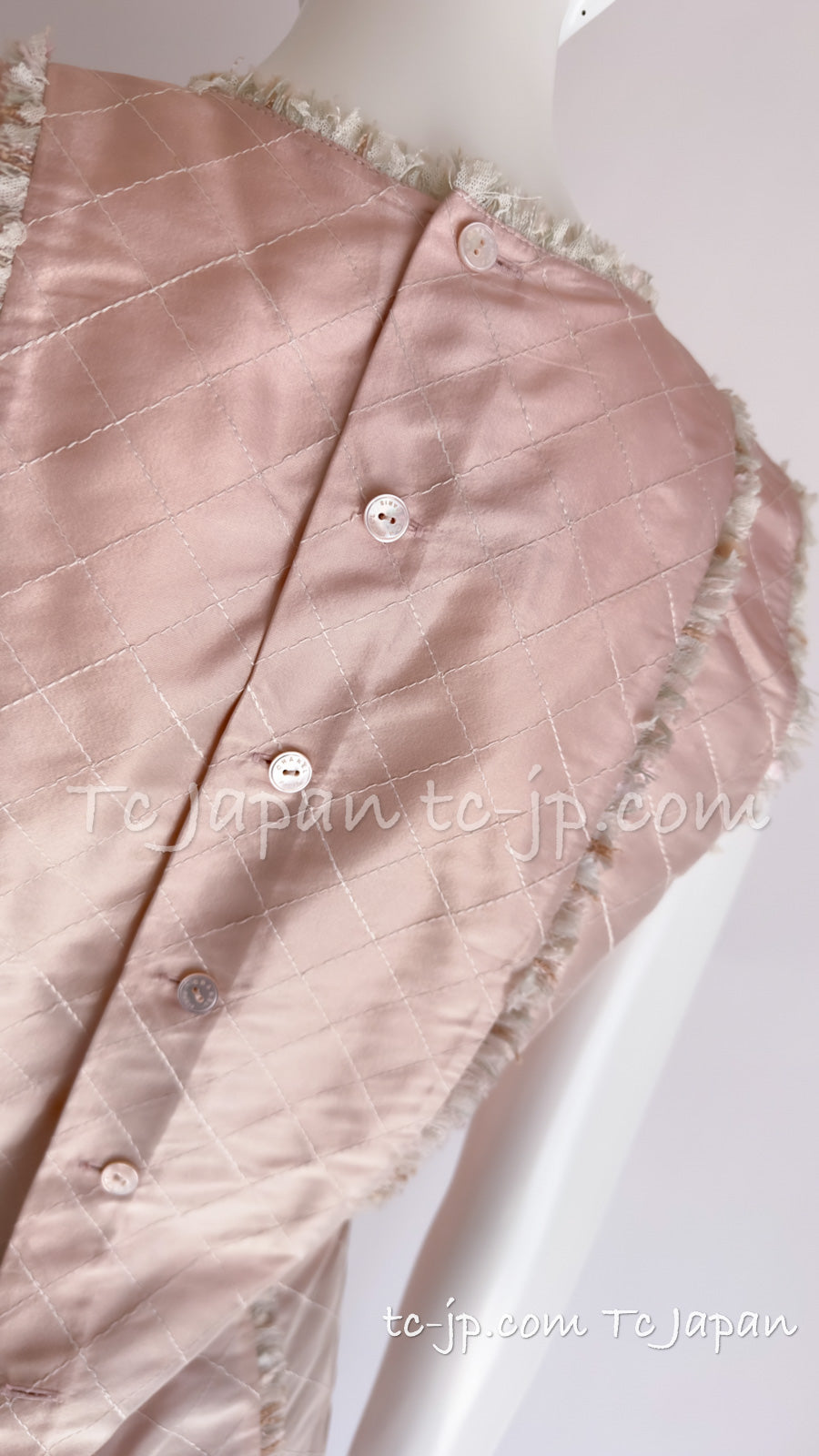 CHANEL 04S Ivory Beige Pink Coat Skirt Set 36 38 シャネル 生成り ベージュ ピンク コート スカート トップス セット 即発