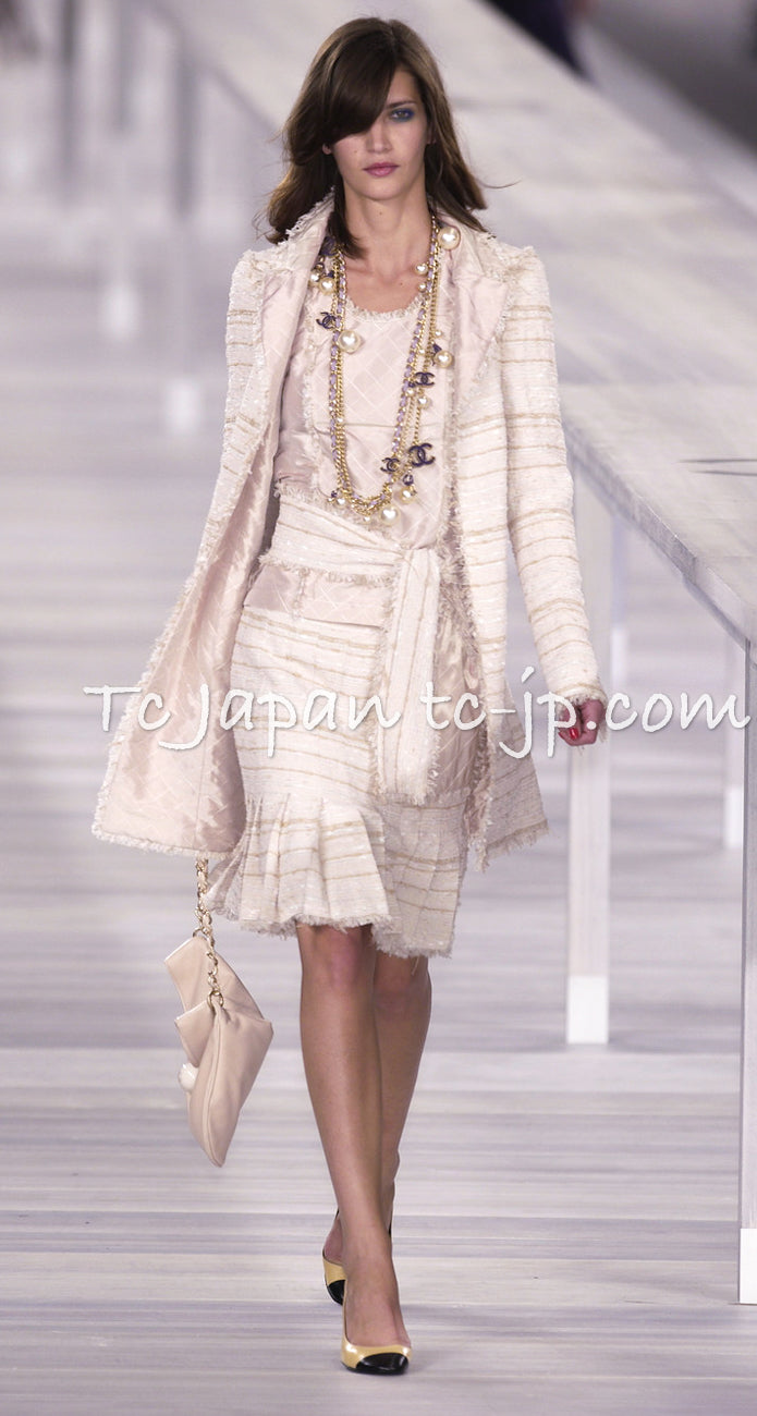 CHANEL 04S Ivory Beige Pink Coat Skirt Set 36 38 シャネル 生成り ベージュ ピンク コート スカート トップス セット 即発
