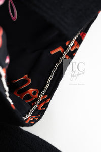 CHANEL 96S Black Rouge  Re d Pink Logo Tweed Jacket Skirt Suit 34 シャネル ブラック ルージュ レッド ピンク ロゴ ツイード ジャケット スカート スーツ 即発