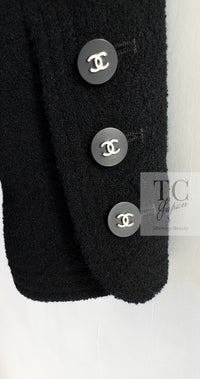 CHANEL 96S Black Rouge  Re d Pink Logo Tweed Jacket Skirt Suit 34 シャネル ブラック ルージュ レッド ピンク ロゴ ツイード ジャケット スカート スーツ 即発