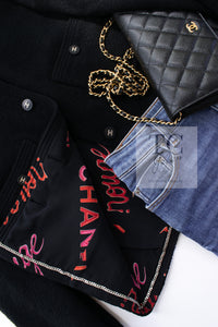 CHANEL 96S Black Rouge  Re d Pink Logo Tweed Jacket Skirt Suit 34 シャネル ブラック ルージュ レッド ピンク ロゴ ツイード ジャケット スカート スーツ 即発