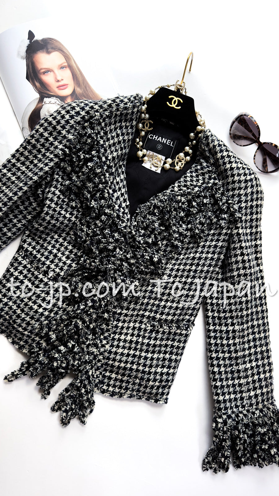 CHANEL 07S Black Houndstooth Fringe Tweed Jacket Skirt Suit 36 40 シャネル  ブラック・ツイード・フリンジ・ジャケット・スカート・スーツ 千鳥格子 即発