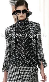CHANEL 07S Black Gray Houndstooth Fringe Silk Linen Wool Tweed Jacket 34 36 シャネル ブラック グレー フリンジ ツイード ジャケット 千鳥格子 即発
