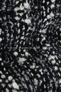 CHANEL 94A Vintage Black Mix Wool Tweed Jacket 36 38 シャネル ヴィンテージ スーパーモデルのブラック系 ウール ツイード ジャケット 即発 - TC JAPAN