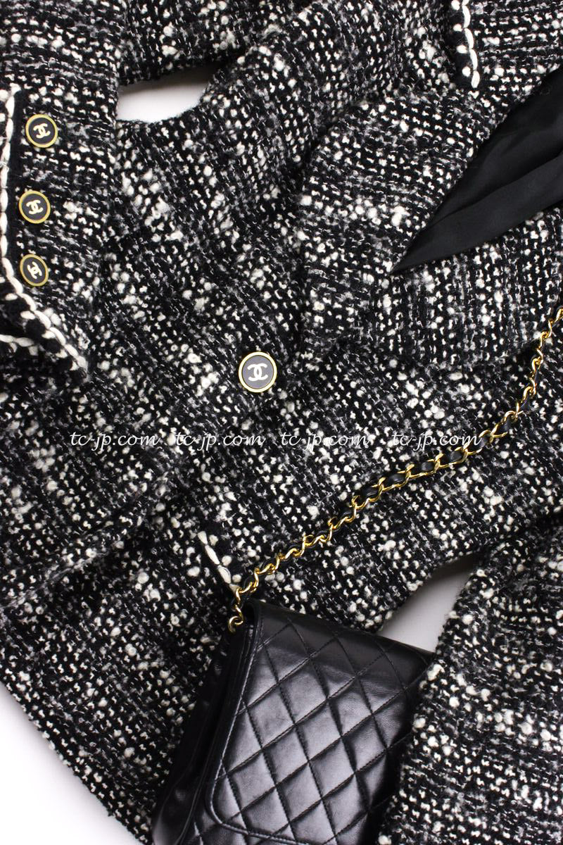CHANEL 94A Vintage Black Mix Wool Tweed Jacket 36 38 シャネル ヴィンテージ スーパーモデルのブラック系 ウール ツイード ジャケット 即発 - TC JAPAN