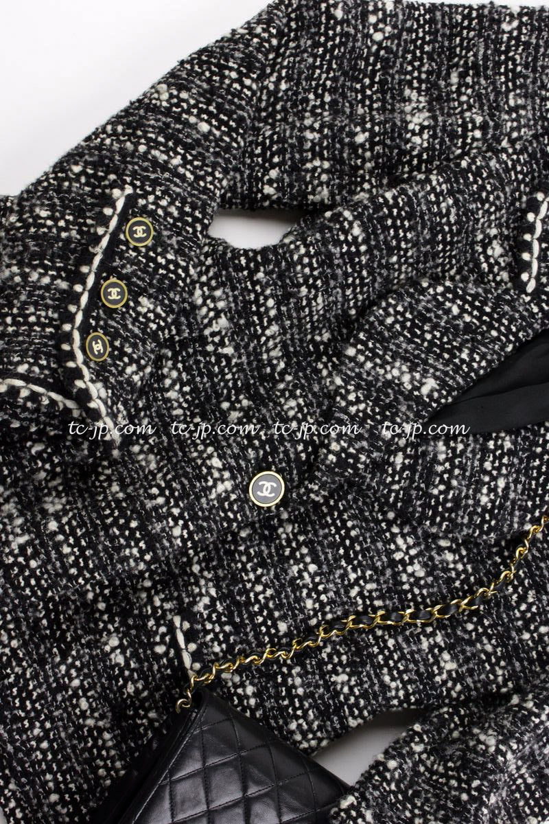 CHANEL 94A Vintage Black Mix Wool Tweed Jacket 36 38 シャネル ヴィンテージ スーパーモデルのブラック系 ウール ツイード ジャケット 即発 - TC JAPAN