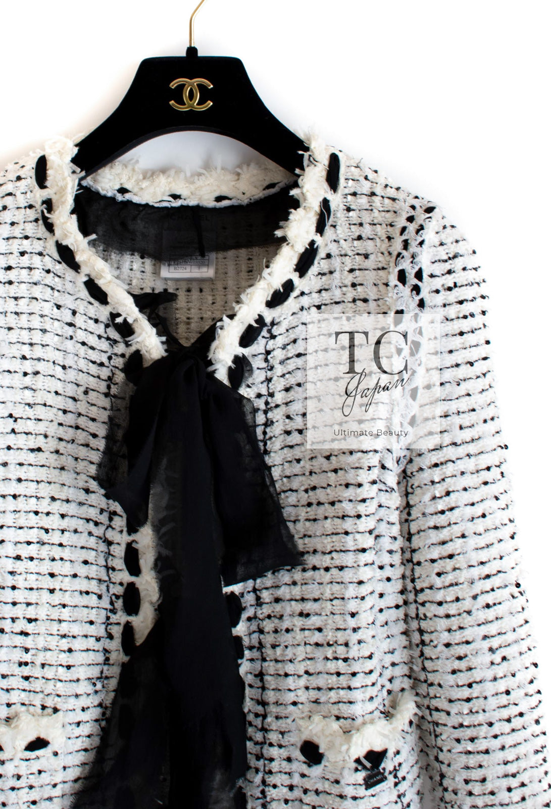 CHANEL 05S White Black Tweed Cardigan Jacket 34 36 シャネル ホワイト ブラック リボン ツイード カーディガン ジャケット 即発