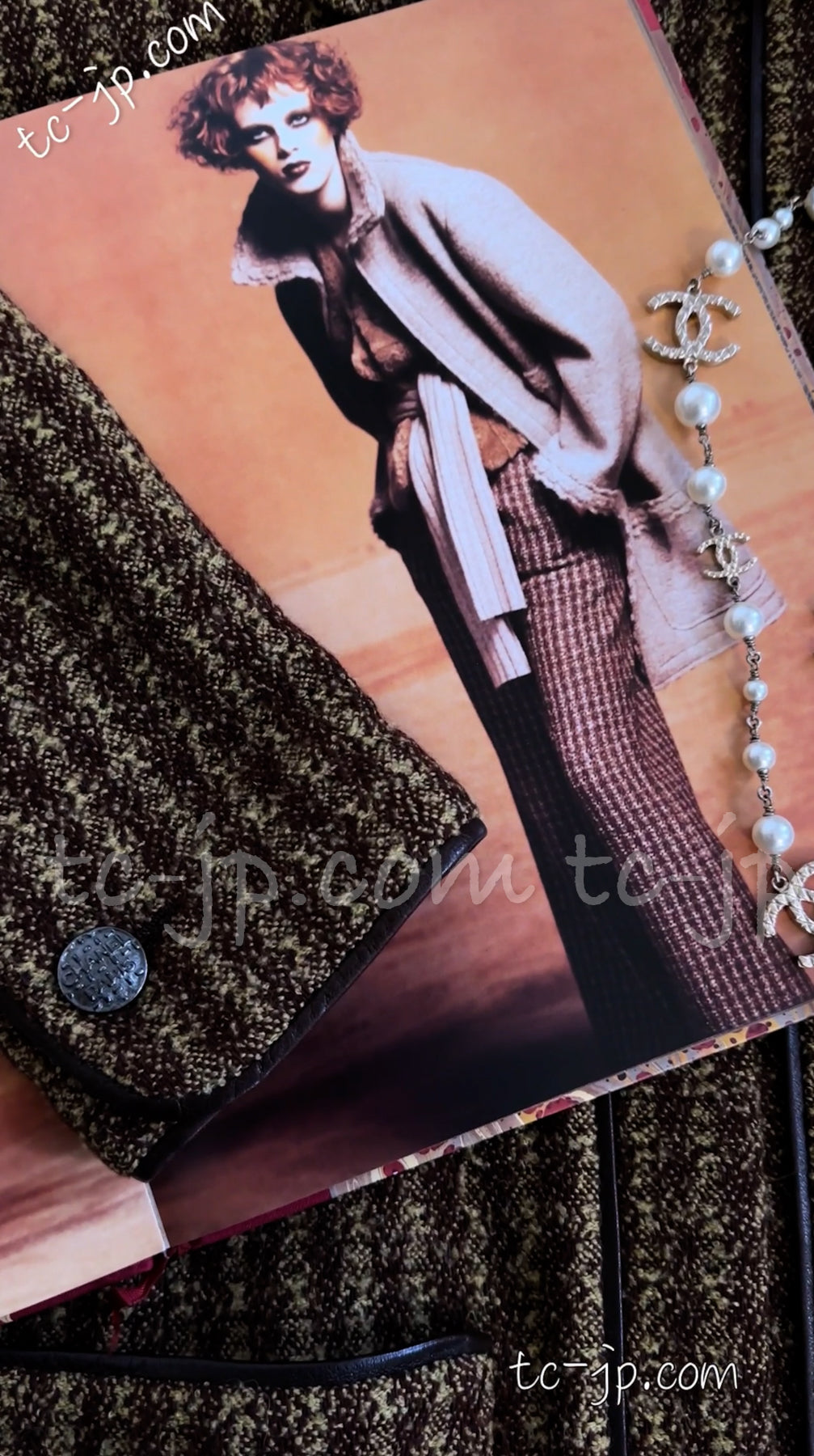 CHANEL 97A Vintage Olive Brown Wool Leather Trim Tweed Jacket 40 42 シャネル オリーブ ブラウン ウール レザー トリム ツイード ジャケット 即発