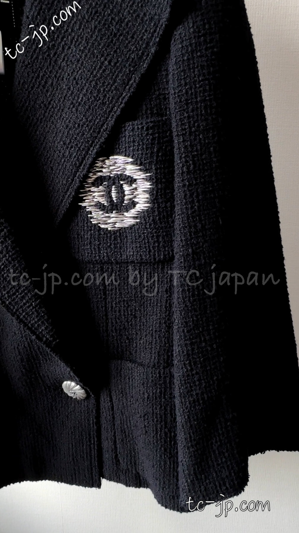 CHANEL 12S Black CC Silver Logo Cotton Tweed Jacket 34 36 38 シャネル ブラック CCロゴ シルバー刺繍 コットン ツイード ジャケット 即発