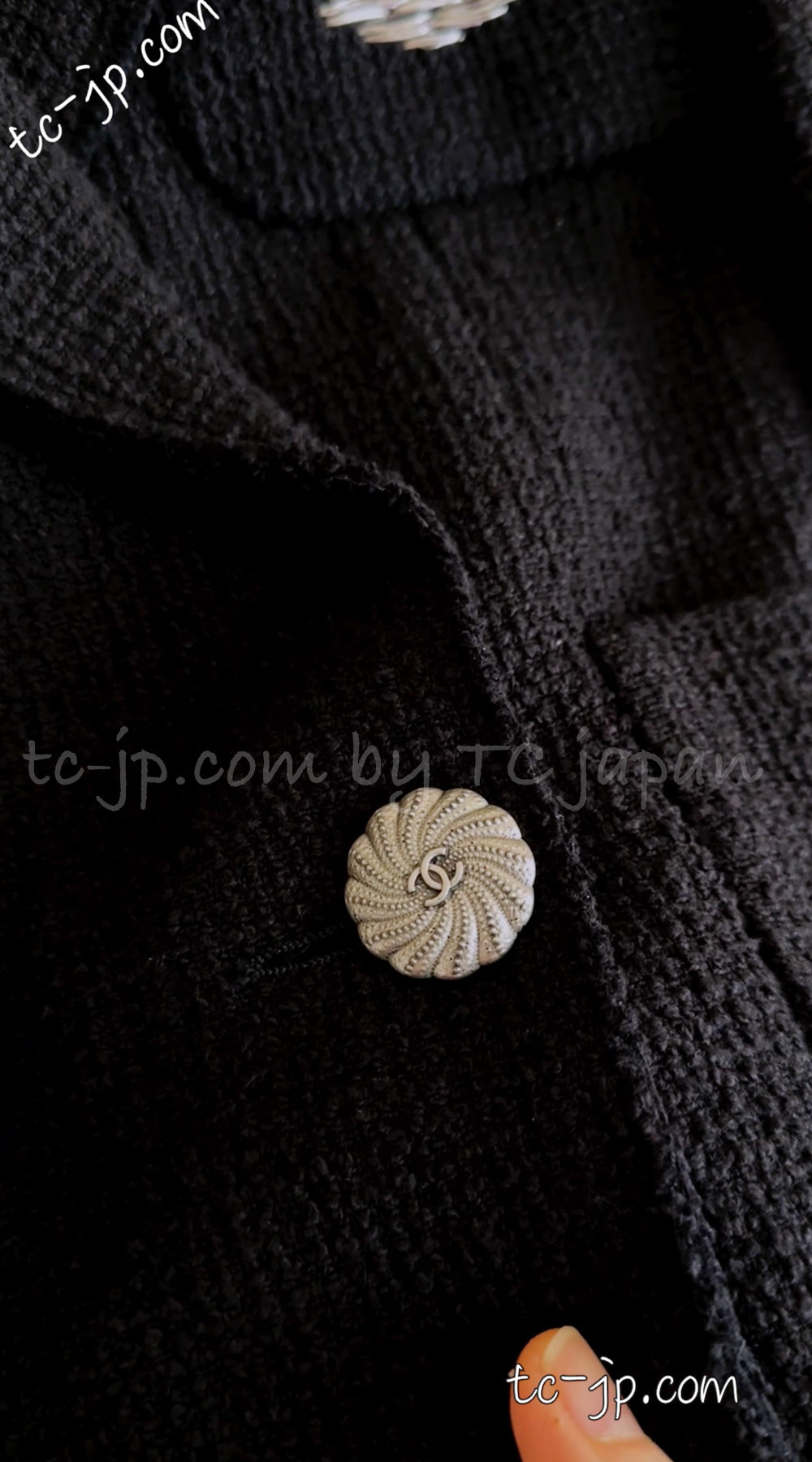 CHANEL 12S Black CC Silver Logo Cotton Tweed Jacket 34 36 38 シャネル ブラック CCロゴ シルバー刺繍 コットン ツイード ジャケット 即発
