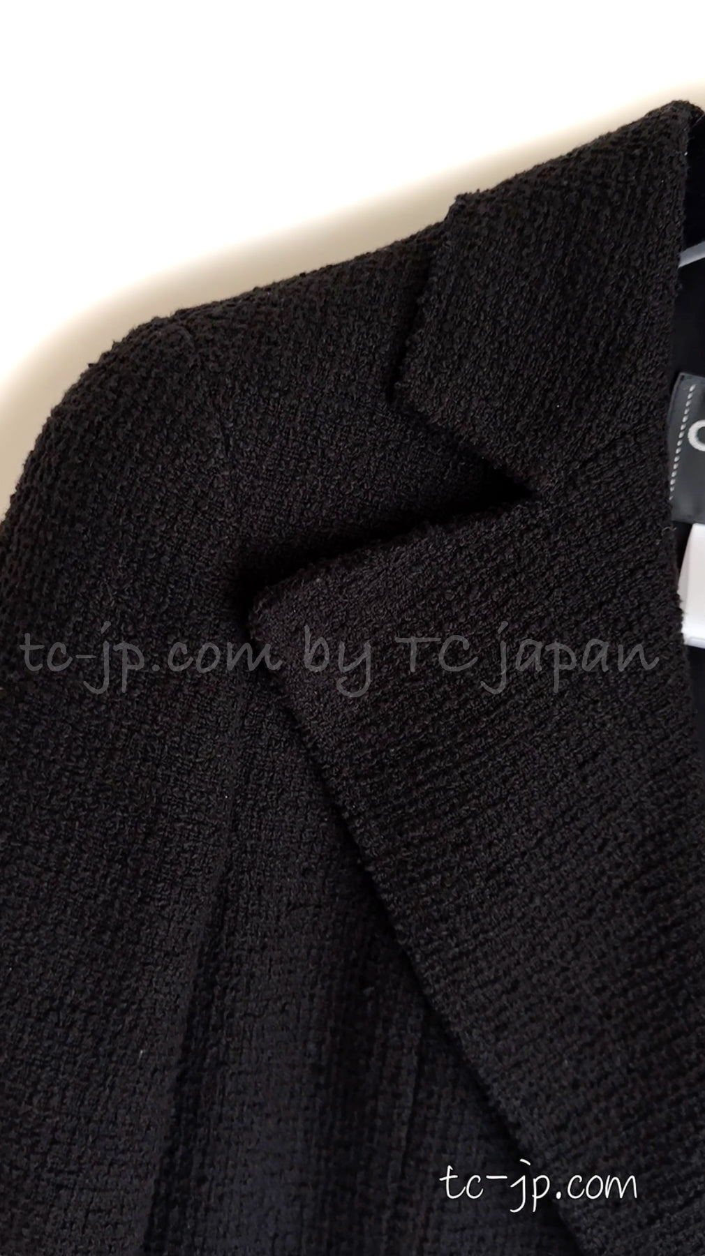 CHANEL 12S Black CC Silver Logo Cotton Tweed Jacket 34 36 38 シャネル ブラック CCロゴ シルバー刺繍 コットン ツイード ジャケット 即発