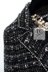 CHANEL 05C Black Silver Trim CC Logo Emblem Lesage Blazer Jacket 38 シャネル ブラック シルバー トリム CC ロゴ エンブレム ルサージュ ブレザー ジャケット 即発