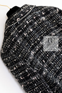 CHANEL 05C Black Silver Trim CC Logo Emblem Lesage Blazer Jacket 38 シャネル ブラック シルバー トリム CC ロゴ エンブレム ルサージュ ブレザー ジャケット 即発