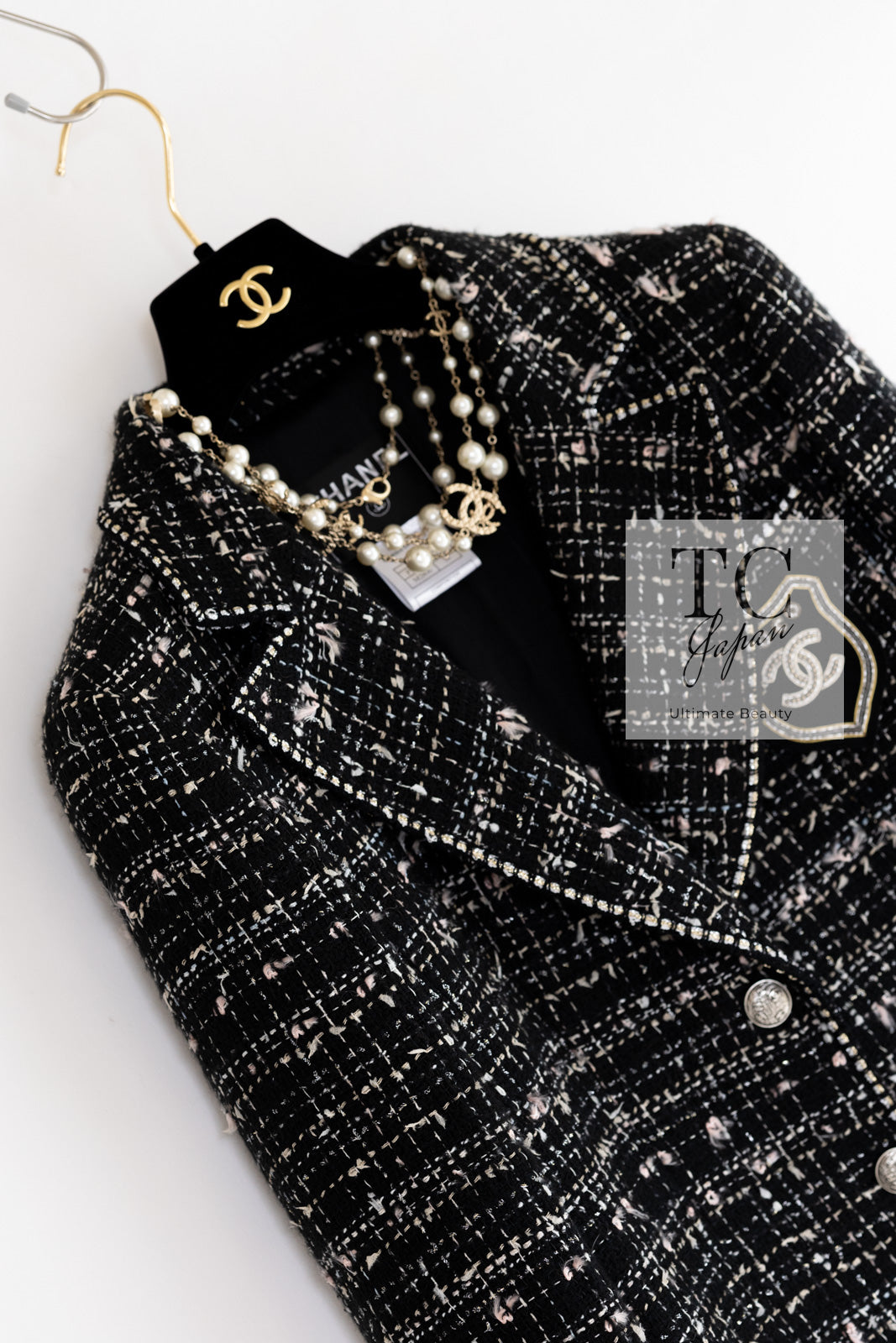 CHANEL 05C Black Silver Trim CC Logo Emblem Lesage Blazer Jacket 38 シャネル ブラック シルバー トリム CC ロゴ エンブレム ルサージュ ブレザー ジャケット 即発