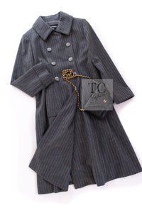 CHANEL 18PF Charcoal Gray Striped Wool Coat 40 シャネル チャコール グレー ストライプ ウール コート 即発
