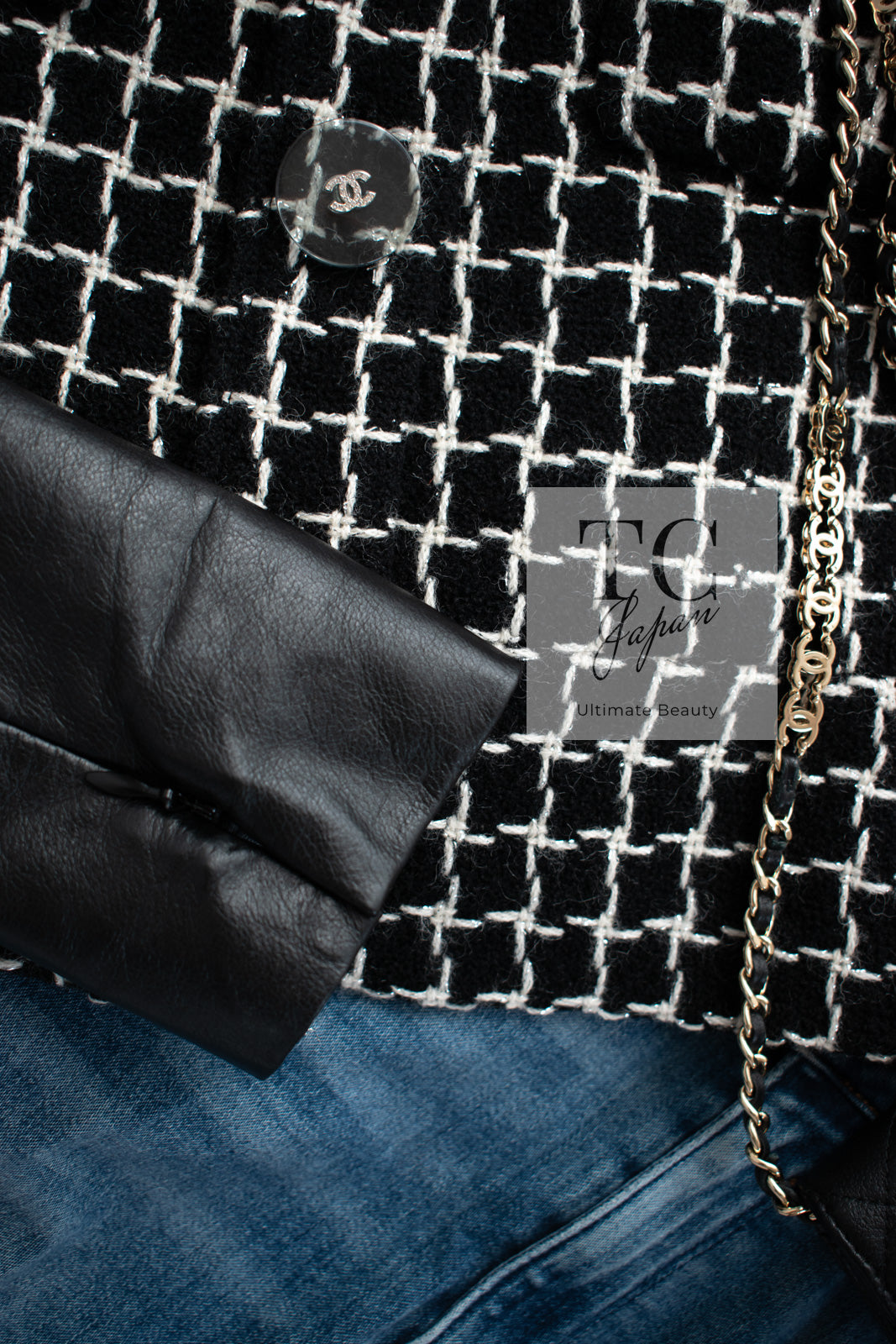 CHANEL 17PF Black Wool Calfskin Lethear Sleeve Tweed Jacket 38 シャネル ブラック ウール 袖 レザー ツイード ジャケット 即発