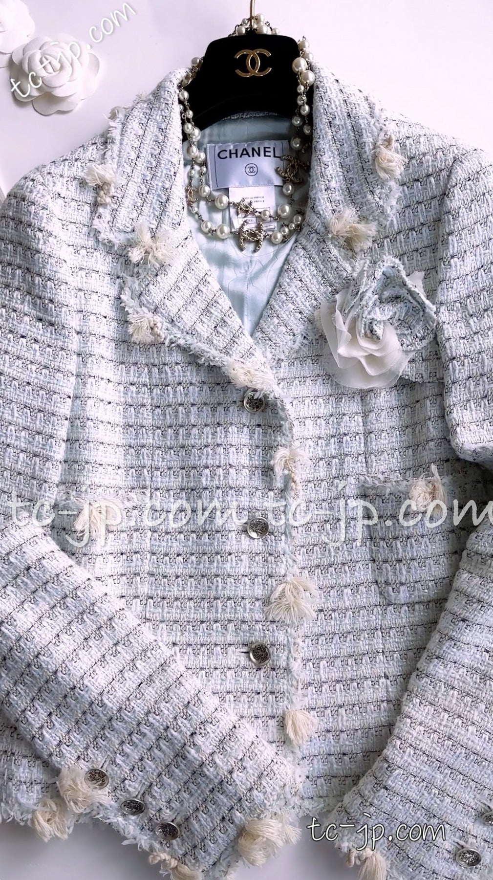 CHANEL 05C Pale Blue Fringe Tweed Jacket 36 シャネル ペールブルー フリンジ ツイード ジャケット 即発