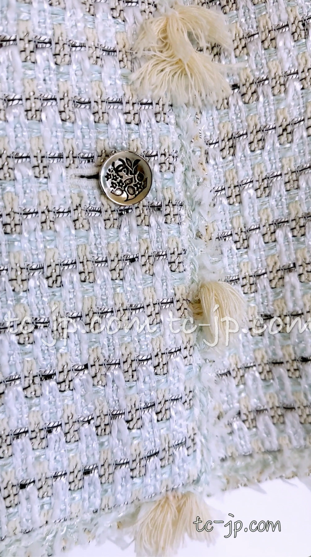 CHANEL 05C Pale Blue Fringe Tweed Jacket 36 シャネル ペールブルー フリンジ ツイード ジャケット 即発