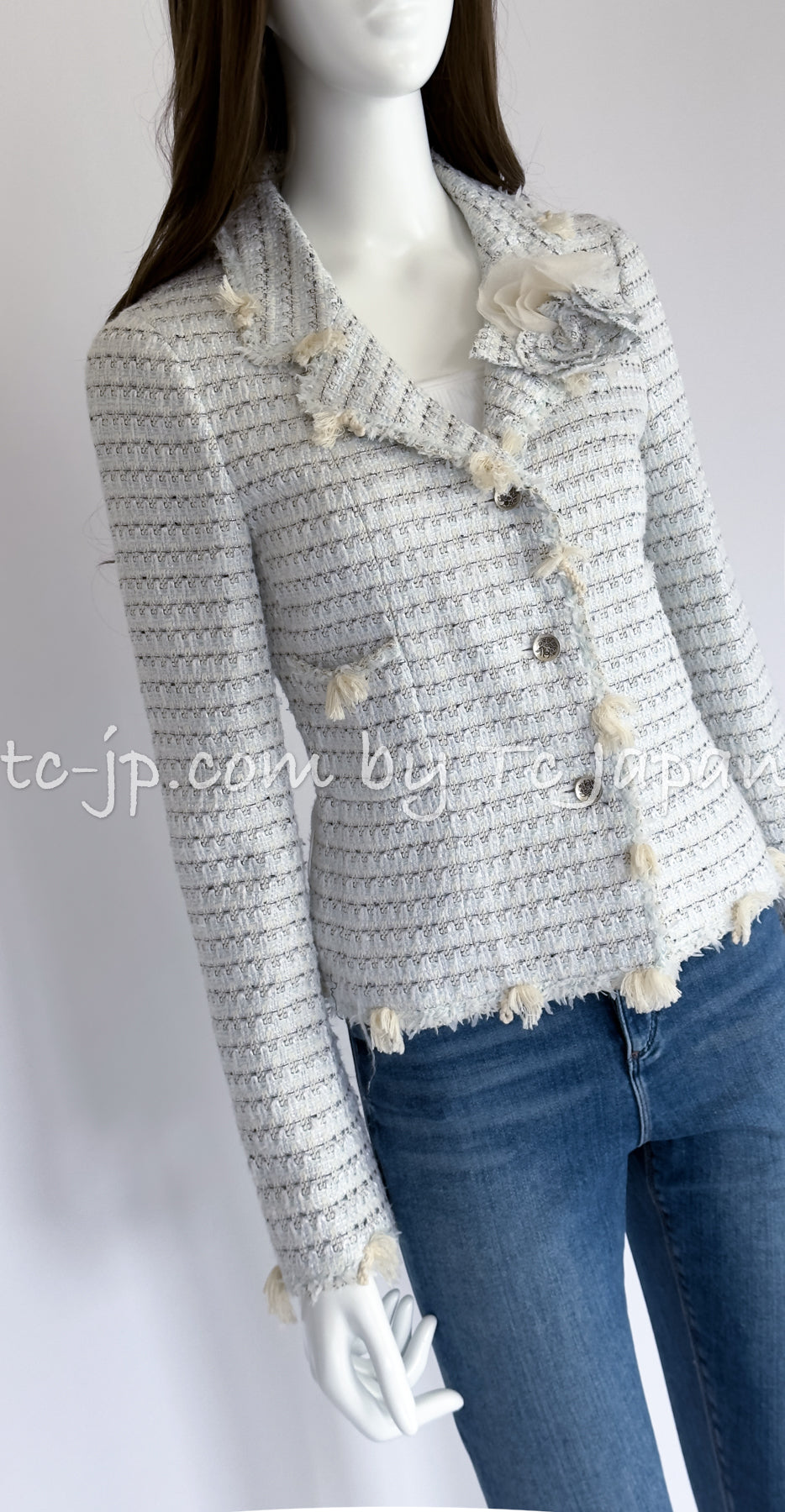CHANEL 05C Pale Blue Fringe Tweed Jacket 36 シャネル ペールブルー フリンジ ツイード ジャケット 即発