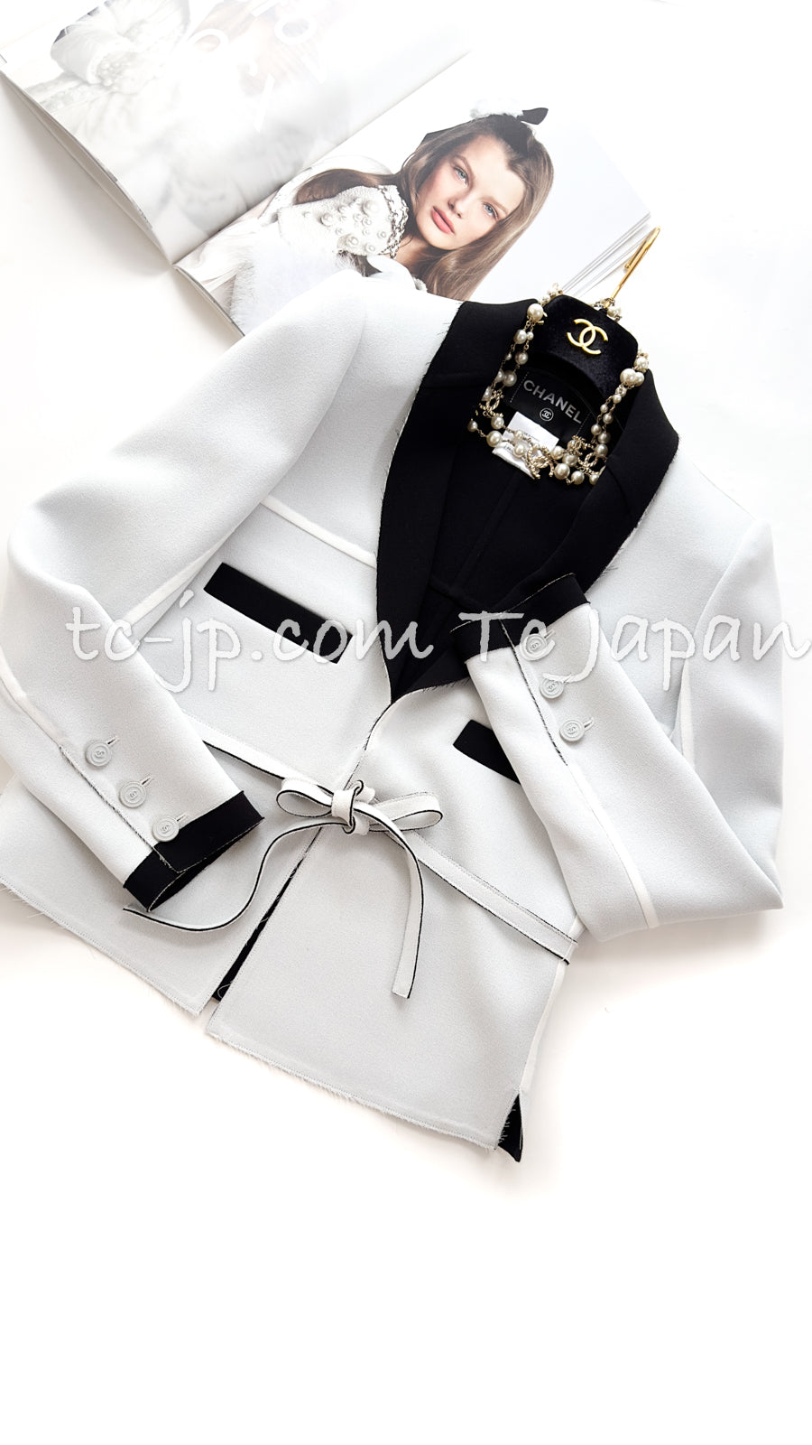 シャネル ジャケット CHANEL オフホワイト ブラック 14S Off White 