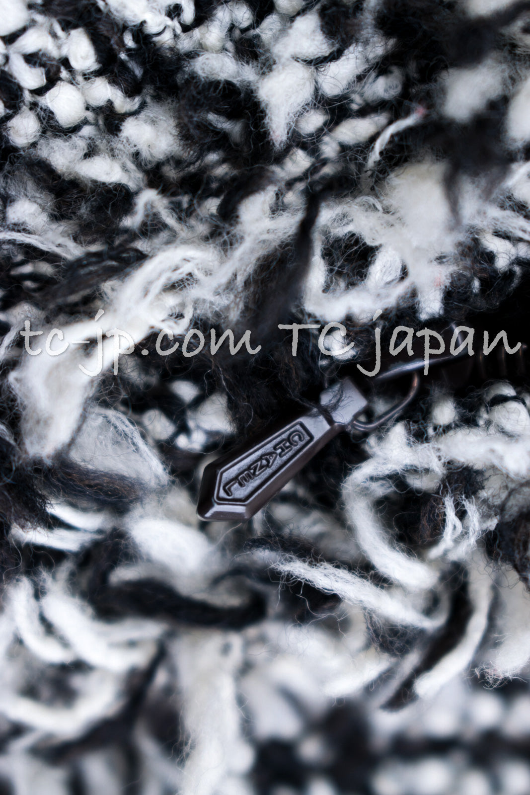 CHANEL 04A Black Choco Le Makeup de Tweed Jacket 34 36 シャネル ブラック チョコ メイクアップ ワッペン ウール ツイード ジャケット 即発