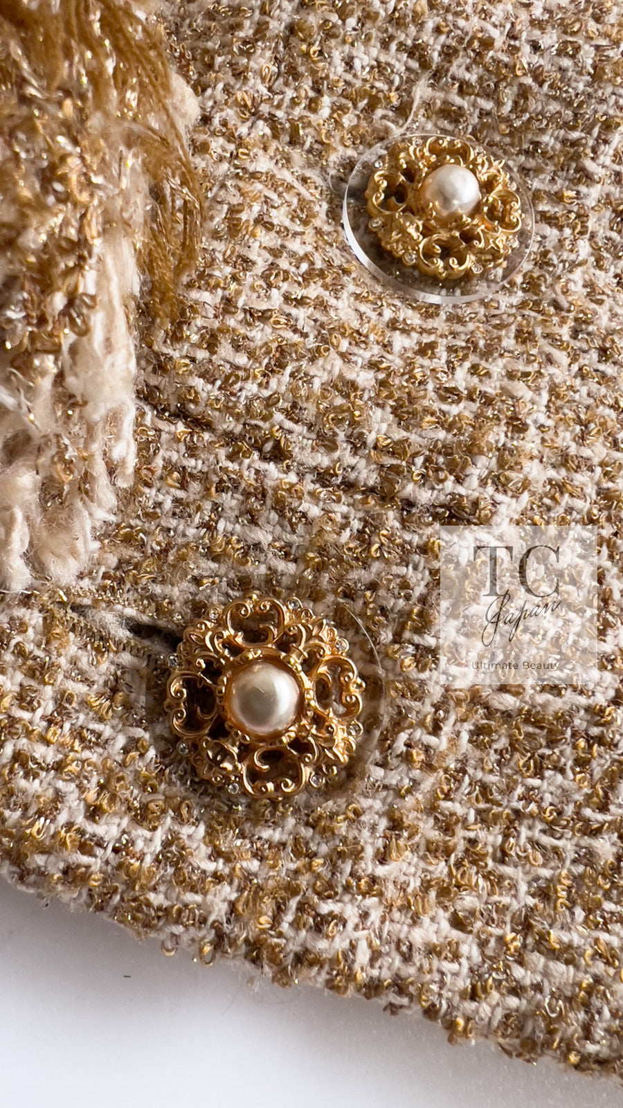 CHANEL 13C Gold Silk Fringe Collarless Tweed Jacket Skirt Suit 38 シャネル ゴールド シルク フリンジ ノーカラー ツイード ジャケット スカート スーツ 即発