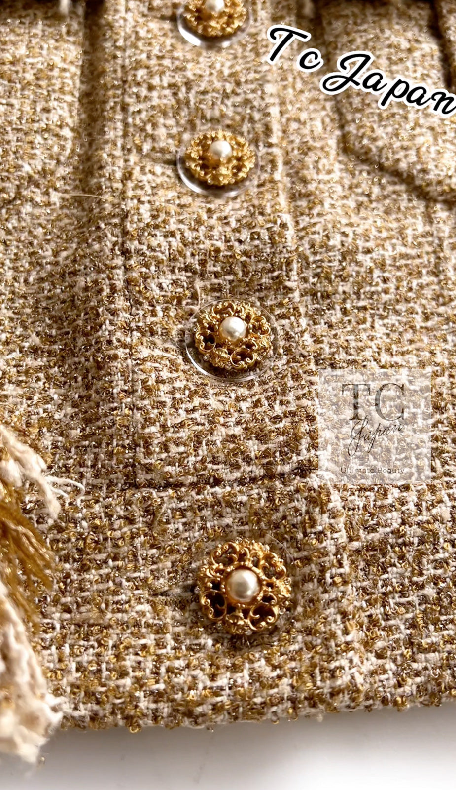 CHANEL 13C Gold Silk Fringe Collarless Tweed Jacket Skirt Suit 38 シャネル ゴールド シルク フリンジ ノーカラー ツイード ジャケット スカート スーツ 即発