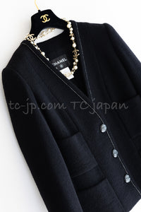 CHANEL 15A Black White Stitch Camellia Button Wool Tweed Jacket 34 シャネル ブラック ホワイト ステッチ カメリア ボタン ウール ツイード ジャケット 即発
