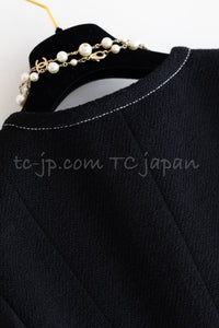 CHANEL 15A Black White Stitch Camellia Button Wool Tweed Jacket 34 シャネル ブラック ホワイト ステッチ カメリア ボタン ウール ツイード ジャケット 即発