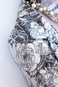 CHANEL 09C Gray Pale Pink Sequins Camellia Pattern Jacket 34 シャネル グレー ペール ピンク スパンコール カメリア柄 ジャケット 即発