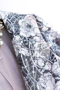 CHANEL 09C Gray Pale Pink Sequins Camellia Pattern Jacket 34 シャネル グレー ペール ピンク スパンコール カメリア柄 ジャケット 即発