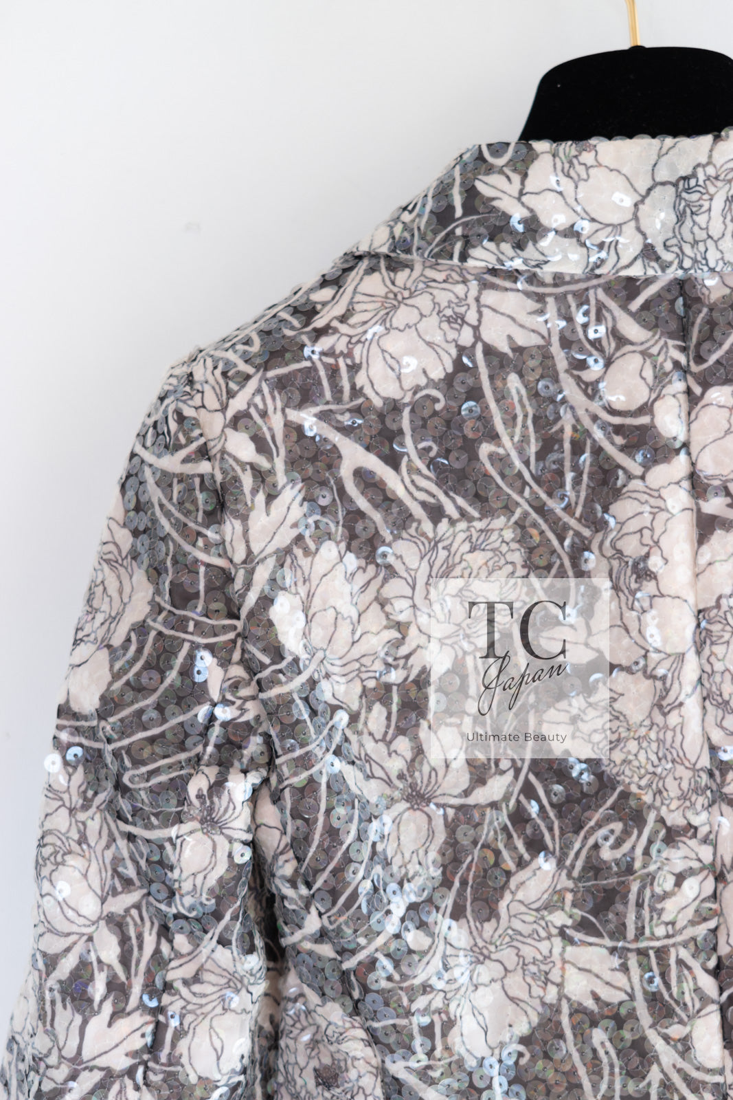CHANEL 09C Gray Pale Pink Sequins Camellia Pattern Jacket 34 シャネル グレー ペール ピンク スパンコール カメリア柄 ジャケット 即発